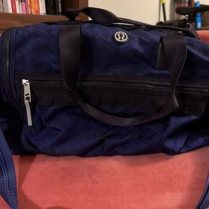 Lululemon duffel bag